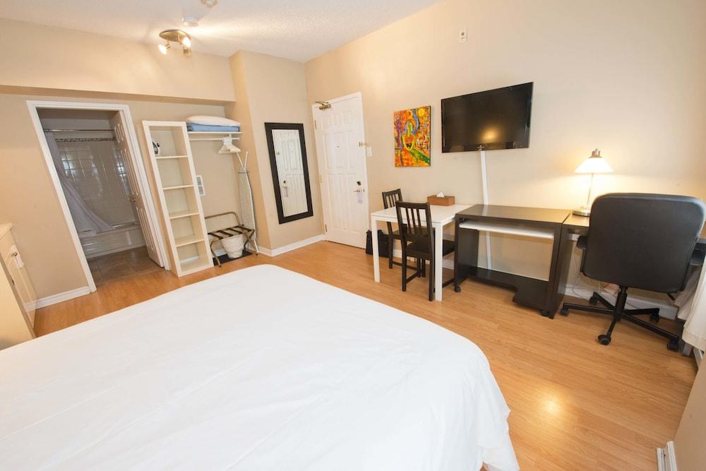 Byward Blue 3* Ottawa