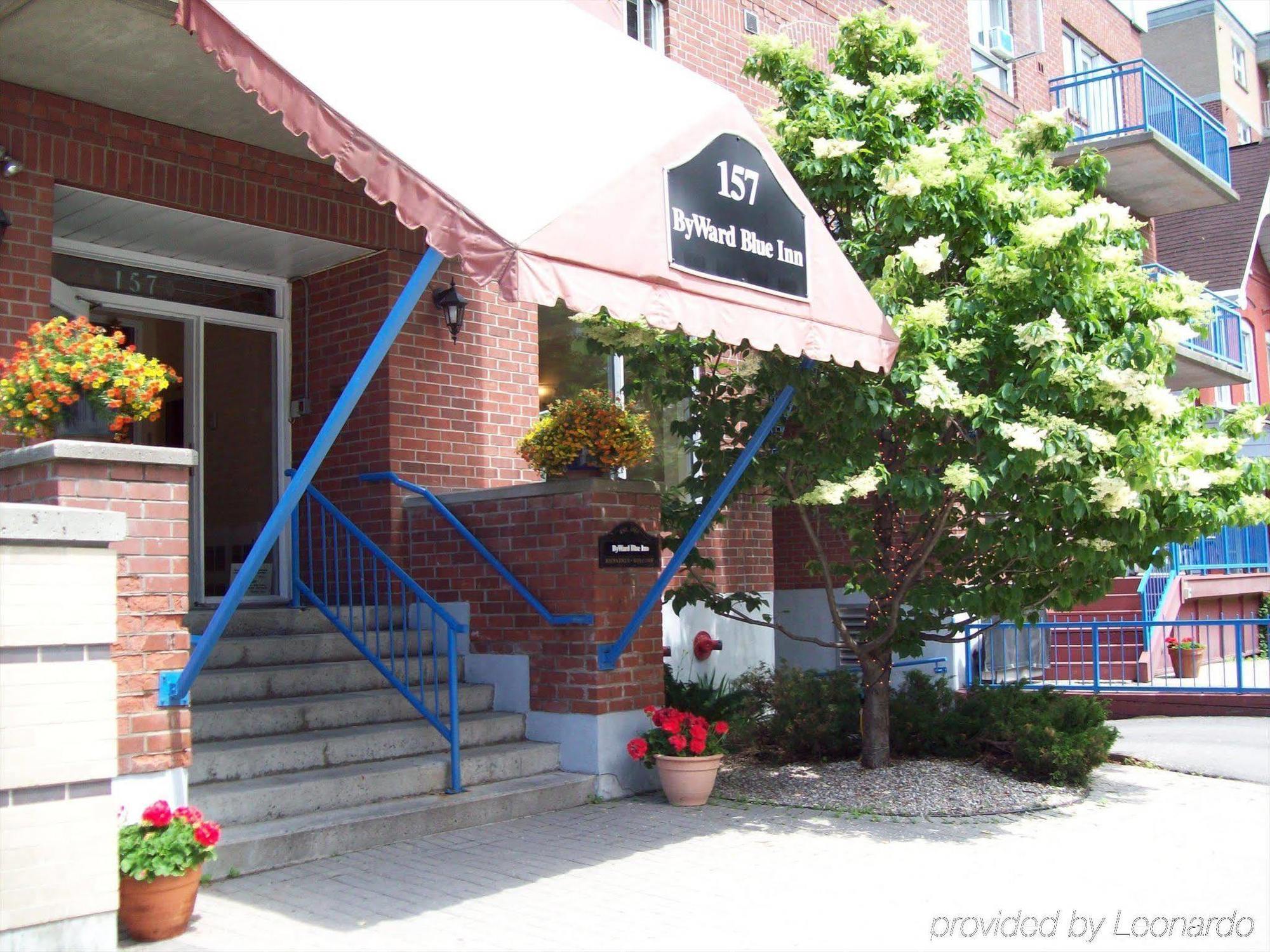 Hotel Byward Blue Ottawa